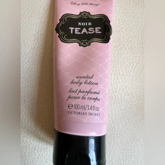 Victoria secret sexy little things noir tease lotion - Picture 2 of 5
